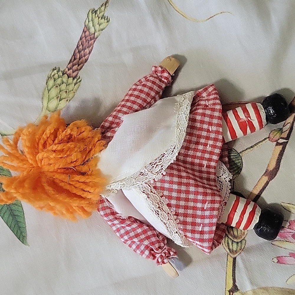 Handcrafted Raggedy Ann - Picture 10 of 10